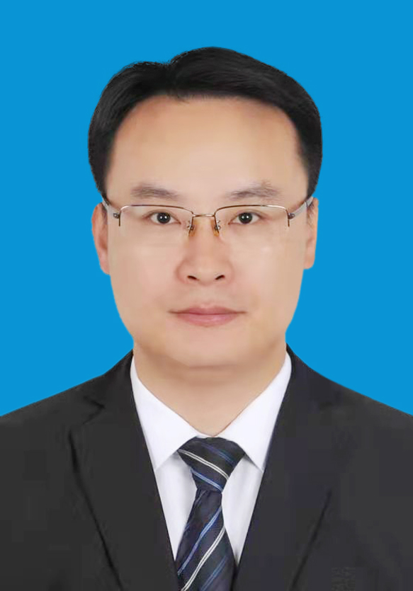 嘉祥县委常委,县政府副县长,党组副书记:王君磊王君磊同志协助江峰