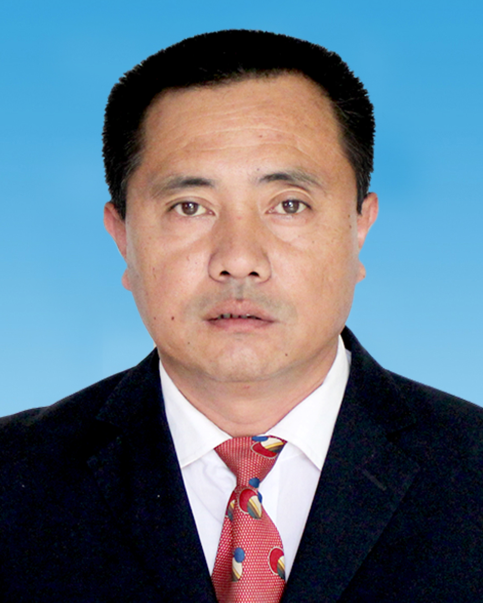 曾任 嘉祥县满硐镇党政办副主任,嘉祥县满硐镇安监站站长,嘉祥县仲山