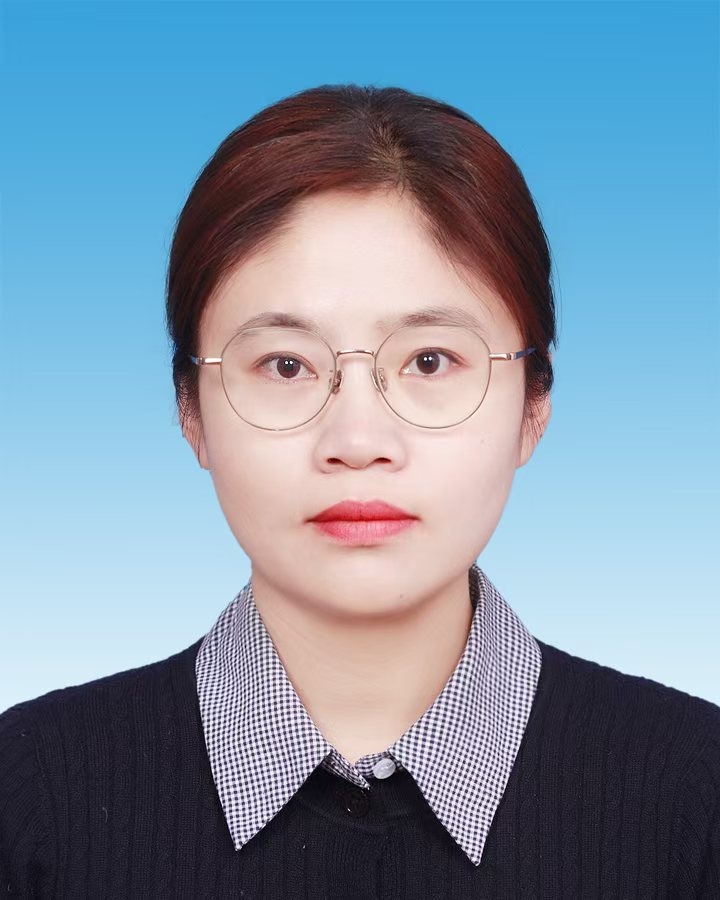 申翠芝.jpg