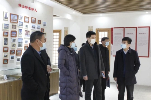 嘉祥县人民政府 群团信息 团省委副书记孙巍到我县村"