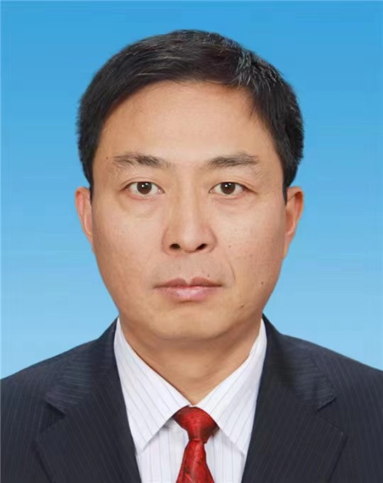 伊桂新.jpg